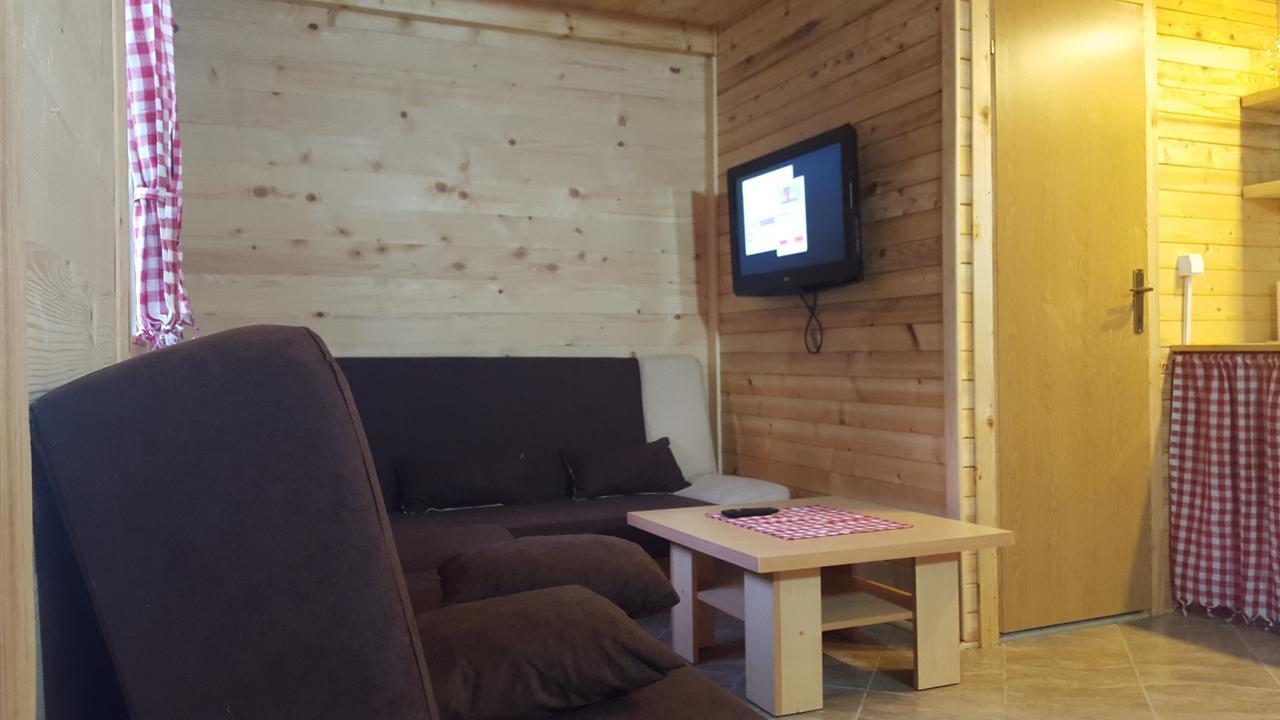 Vacation Home Sajra Kulen Vakuf Εξωτερικό φωτογραφία
