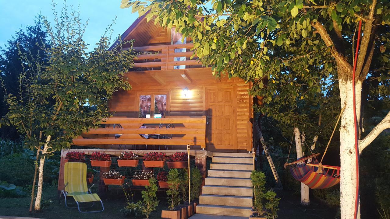 Vacation Home Sajra Kulen Vakuf Εξωτερικό φωτογραφία